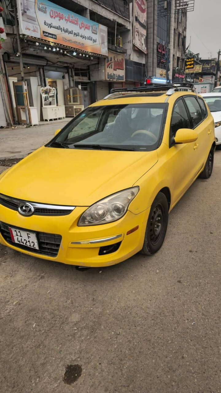 السلام عليكم النتر تورنج تكسي 2011 السعر 84 و بيه مجال مكانه بغداد تحويل مباشر رقم ***********
