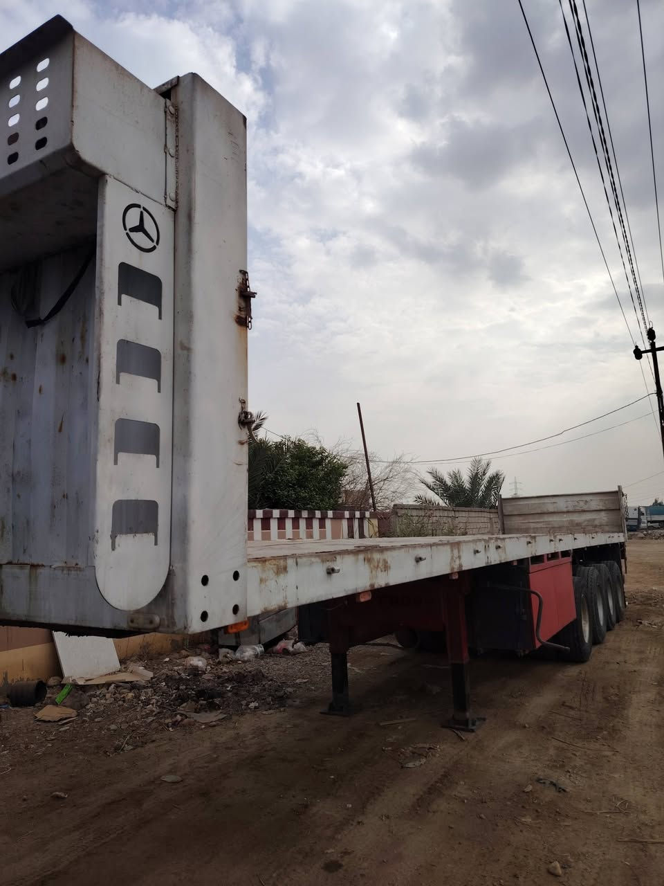 السلام عليكم عربانه حداديه للبيع فصال قديم شاصي 16طول13و50تخم تاير مكفوله من فطر اوكسر شرط فصخ اوربط سليمانيه ***********/***********
