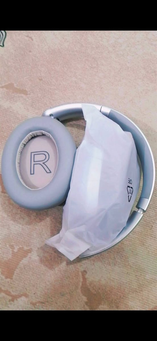 ١- سماعات yo5 جديده بالكارتونه + سماعه انكر شغاله
٢- هاردات فحم عدد٢
٣- تابات فحم عدد ٢


**إذا كنت صاحب هذا الإعلان وتريد حذفه لأي سبب، رجاءا أرسل رسالة إلى الدعم الفني**