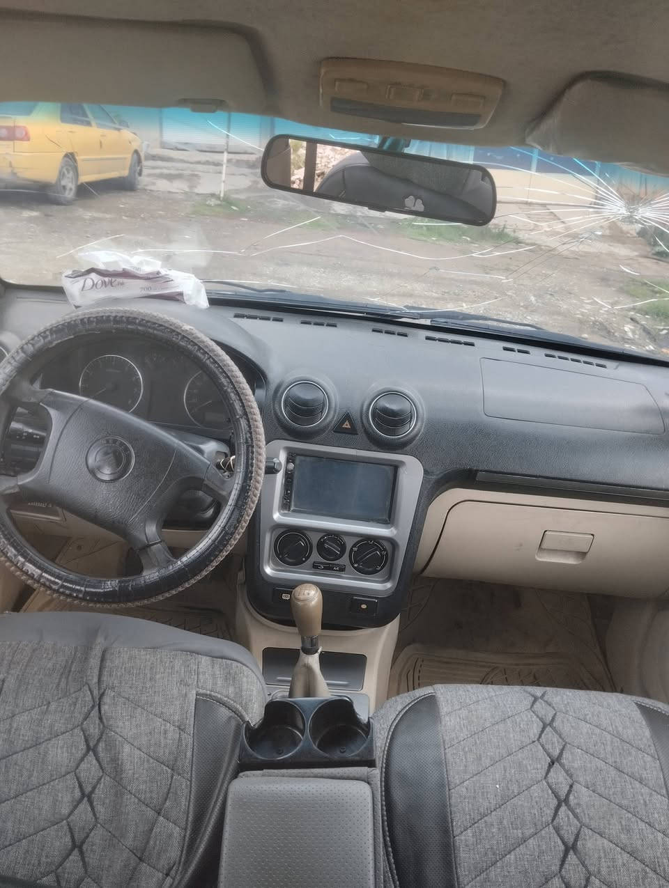 السلام وعليكم سيارة سيكي ٢٠١٣ سنويه بعد ما ساقطه
كابون بازين ماستر بسمي رقم النجف انكليزي 
مكينه اثر نفخ كير شرط مصبوغه حزام جماليه 
السعر  33ورقه وبي مجال....
عنوان موصل جانب الأيمن ....
رقم تلفون *********** بي الواتساب..
