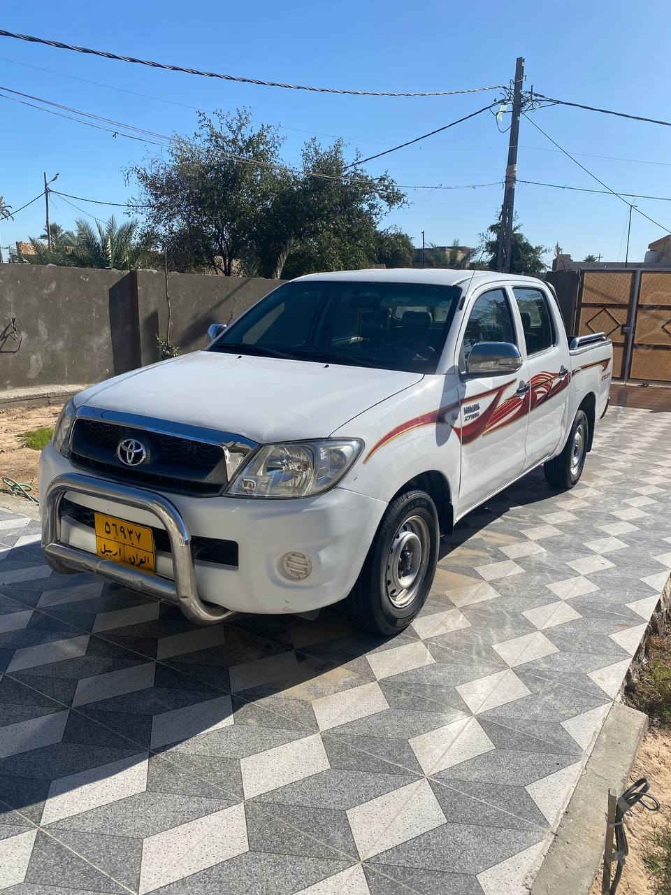 السلام عليكم فلاونزه 2008 رقم أربيل . السياره جاهزه مكينه وكير وحداديه وتبريد كله جاهز
بيها چاملغ صبغ وشويه صبغ بلباب مكان السياره كربلاء طويريج .
السعر 130 وبيها مجال قليل 
***********
