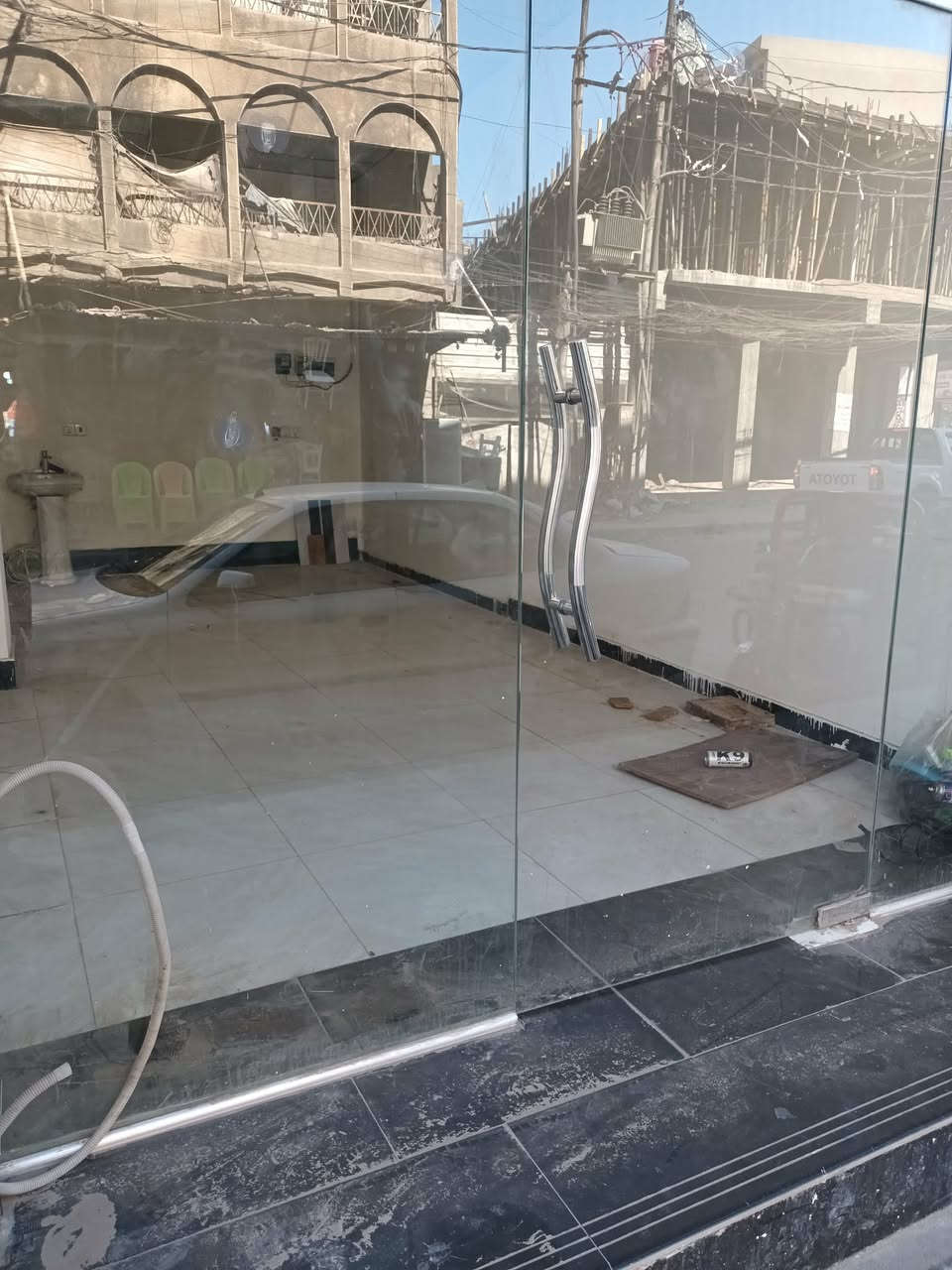 جام خانة مال محل صار شهرين من سويناها قياس 290 وارتفاع265 وسقف ثانوي جديد وحديث7716399296///7901314436 بغداد الحرية
