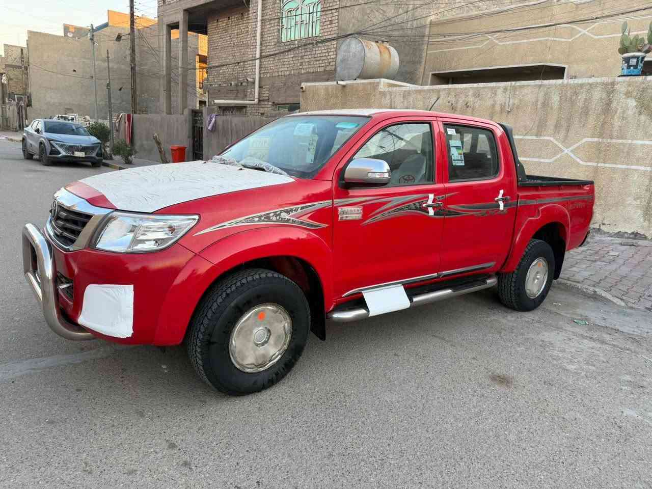 تويوتا هايلوكس بيكم 2015 اصل  فورويل شركة سيد نهرو    
سياره مكفوله كفاله عامة من صبغ بارد تبديل وشخط مخزونه
ماشيه 80 KM حقيقي سبير ما نازل سياره كله بوضع الشركه
 سيارة حيل نضيف  رقم اربيل الماني بسمي تحويل مباشر 
تخم تاير مال الشركه برجستون اصلي
 سيارة محرك كير شرط ما مفتوح
كتلوكات الشركه كله موجوده 
فابلون شركه قماره وبنيد اصلي 
ستيكرات الوكالة كله موجوده 
كاعيات الشركه ما مفتوحه ولا مفروشه
السعر 247 ورقه بيه مجال بسيط 
مكان السيارة بغداد
رقم الهاتف ☎️
***********
