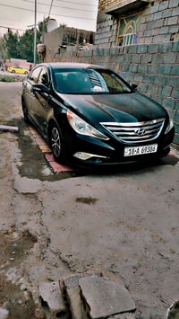 سوناته 2014 رقم نكليزي حادثهة جاملغ وبنيد بدون دواخل السيارة جاهزه شاش...