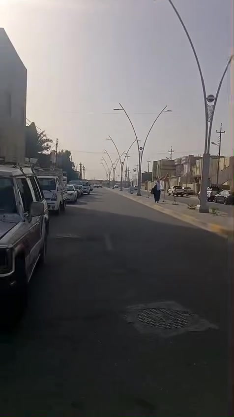 شقه طابق اول درج مشترك مع شقه ثانيه
حي المهندسين القبله شارع المقيمين 
غرفتين وصالة ومطبخ وصحيات 
سعر الايجار 450 شامل ماء وكهرباء 
للاستفسار ***********
