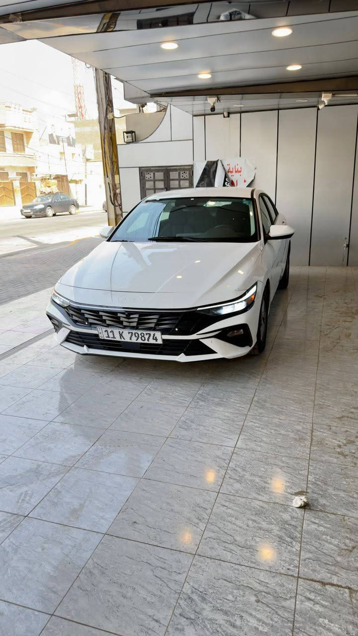 السلام عليكم النترا 2024 البيع او مراوس ماشيه 13الف كيلو مو ميل حادث مثل ماموضح بالمنشور صور حادثه والسونار بالمنشور 
السعر 140 وبيه مجال بسيط مكاني بغداد الدوره 
***********
