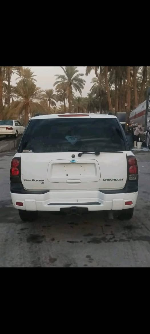 السلام عليكم للبيع ابلايزر ٢٠٠٥ مزاد كلها شغاله مكينه جديده قبل شهر شادها كير جديد كلها ابلاد مكفوله من الضربه والصبغ السعر 65 ورقه وبيها مجال معامله كامله واصله للمرور فقط تدفع كمرك وتستلم رقم وسنويه مكاني بصره مزاد بابل للإستفسار ***********
