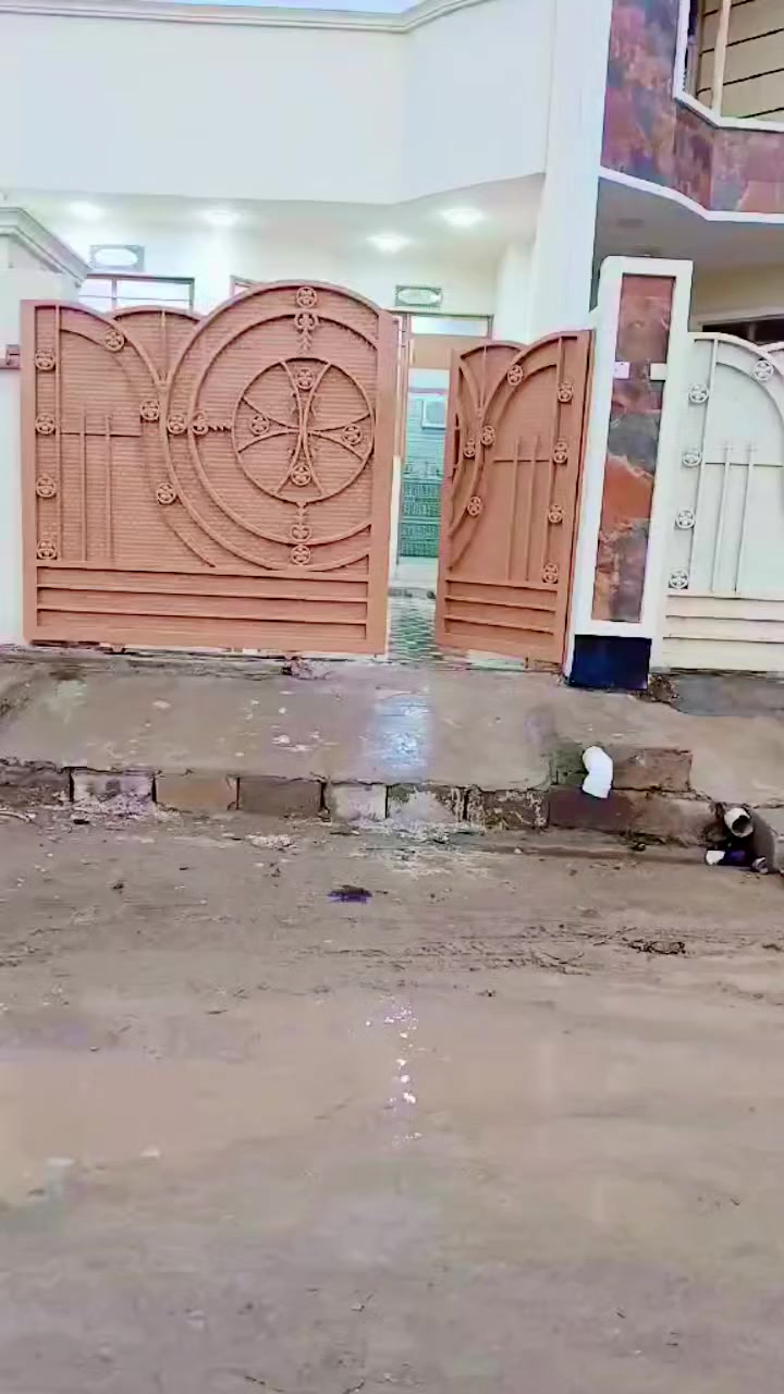 اسلام عليكم ✋️
مشتمل للبيع مساحتة ١٠٠ متر ديالى بعقوبة كاطون الرحمة قرب أفران دبي جاهز للسكن  كلة ازارة  سيراميك💯 داخل بياض جص  كلة   رقم العقار ١٢٨٥٠ السعر ٧٥ مليون رقم الهاتف  *********** فقط اتصال للاستفسار.
