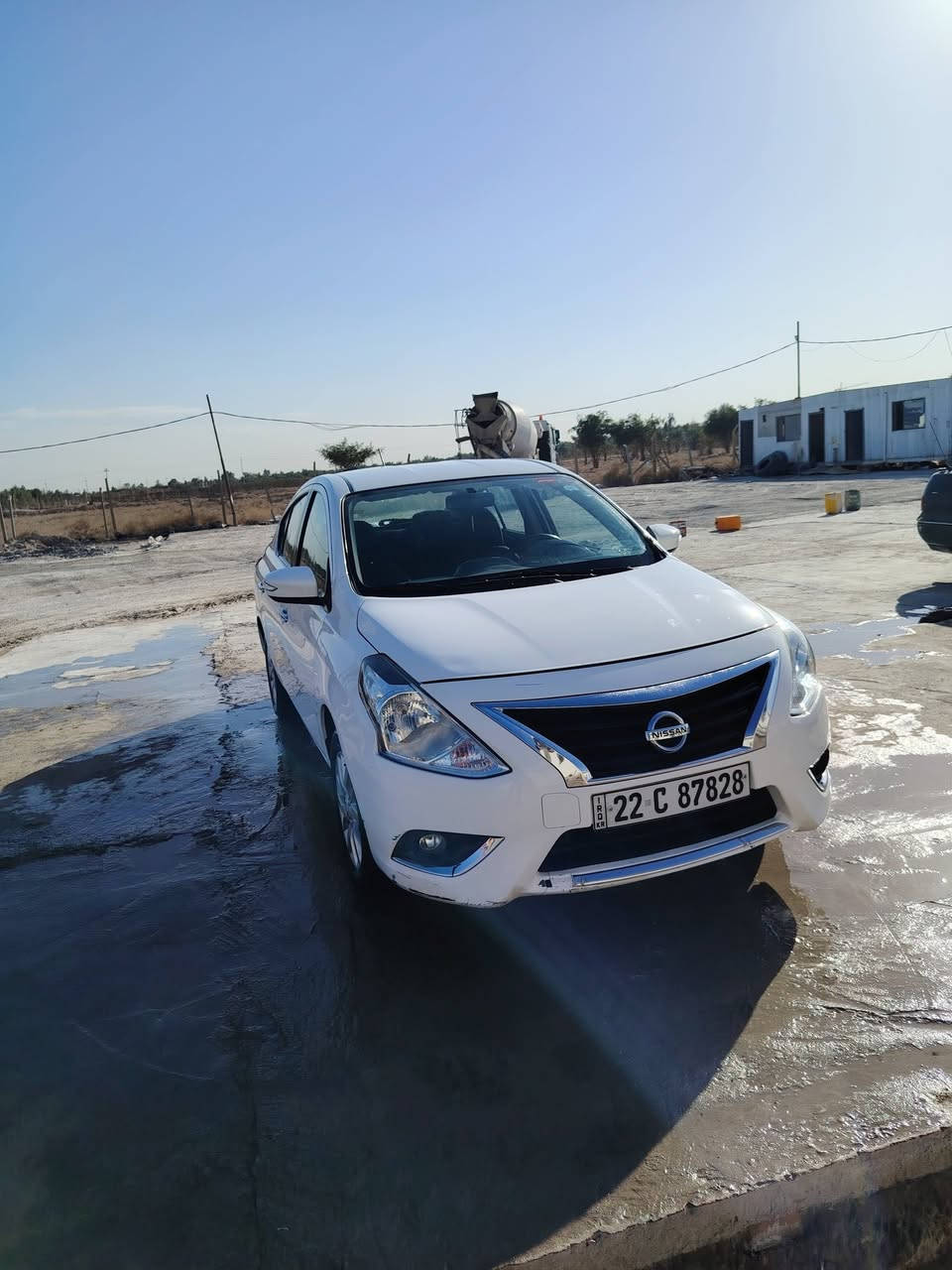 نيسان صني فول  رقم  دولي
مكفوله عدا شخط فقط ماشيه ٩٠ 
120وبيها مجال ***********
