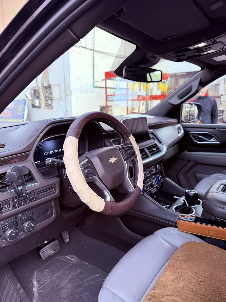 تاهو خليجي LT للبيع
550 ورقة
(موديل 2023 خليجي كفالة وكالة المنصور )
كفالة عامة ( رقم بغداد بأسمي )
بصمتين تشغيل 
تشغيل عن بعد 
٥ بصمات فتح ابواب
فتحة سقف بانوراما
حساسات امامية 
حساسات خلفية 
رادارت جانبية
رادار امامي
تحديد مسار 
كاميرا 360 درجة 
صندوق كهرباء 
صندوق يفتح عن طريق القدم
شاشة عداد ديجيتال
شاشة كبيرة بيها نظام apple carplay + andriod auto
شاشات خلفية 
تبريد ٣ قطع
تبريد خلفي منفصل
اوتو ستوب
هاندبريك بصمه
مقاعد جلد
مقاعد كهربائية 
مقاعد امامية تدفئة
وضعيات خزن ميموري
تحكم ستيرن جهتين 
ثلاجة وسطية 
مغلفة ppf بالكامل بيها سونارين مو سونار واحد والفرق بين السونارين شهر ومرفقة صور السونارات
ماشية 46 الف كيلو 
رقم صاحب سيارة ***********
