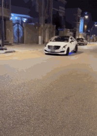 كاديلاك ats 2016 السياره السعر 115 وبيها مجال مكاني بصره للبيع او مراوس ***********
