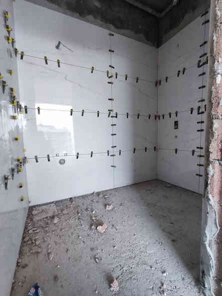 اسطة سيراميك متفرغ حاليا العمل في اربيل للتواصل
***********
***********
