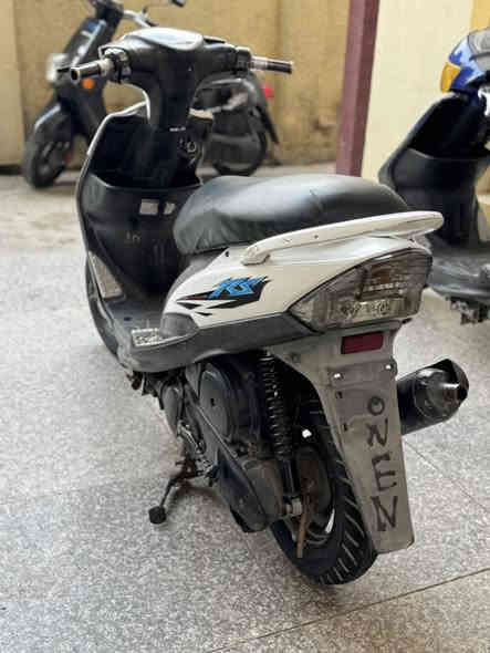 عدله بلاديه دراجه كامله نكره سلف وهندر  كهربائيات كامله للبيع ب ٤٥٠ قفل مكان بغداد دوره شراي اتصل ‭***********
واتساب ***********
