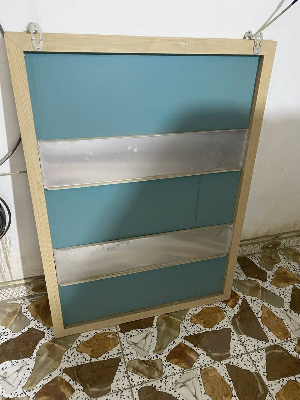 مرايات حلاقه ثنين لبيع ومبردات لبيع تنين العنوان الفلوجه ***********
