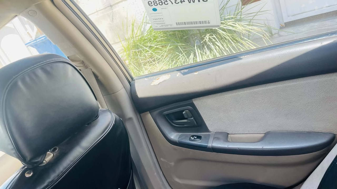 سبكترا ٢٠٠٦
كير عادي 

كير محرك مكفولات 

تبريد خير من الله 

منضومه كامله مال تبريد 

تخم تايرات 

السياره كامله من كلشي

سياره باسمي
 
السعر /٧٢ وبي مجال حك الجيه 

مكان سياره / ديالى /خالص 

***********
