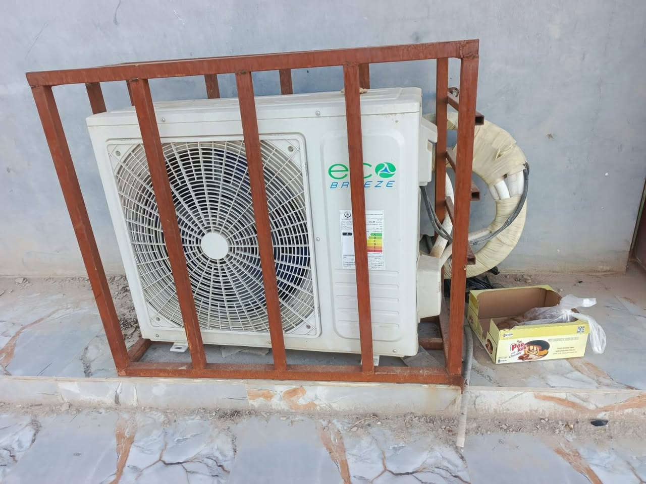 سلام عليكم سبلت البيع طنين ونص مستعمل شهرين السعر مليون وخمسين وبيه مجال ***********
