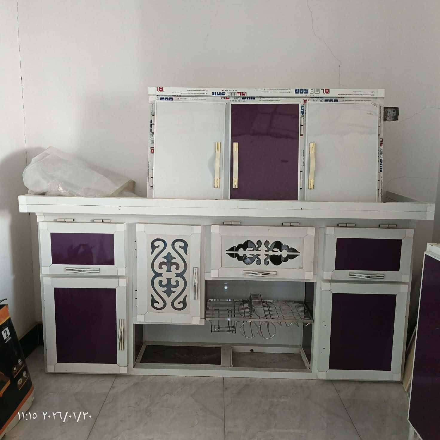 كاونتر تسكام للبيع كله مرمر حتى من فوك.  مرمر والسنك مرمر شغل درجه اولى 6 قطع نضافه فول  السعر 250 بي مجال بسيطالعنوان البصرة 5ميل  رقم صاحب الكاونتر موجود خاص  باقي الصور مموجوده لان الولد شايل البيت جديد وباقي الكاونتر هناك الي شراي يروح يشوفه بعينه


**إذا كنت صاحب هذا الإعلان وتريد حذفه لأي سبب، رجاءا أرسل رسالة إلى الدعم الفني**