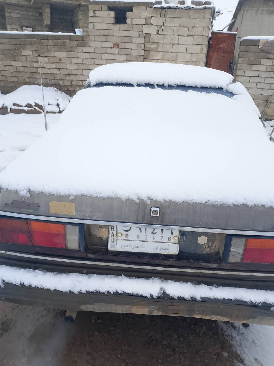 السلام عليكم مازده 929مديل 1989اربعه نوزل كل شي بيها شغال بدون صبغ بدون دعم السنويه 29رقم الماني شرط اتحويل كابون بانزين ترهم مراوس مع سياره فحص السعر 32$اتفاصيل ***********بي،وتساب
