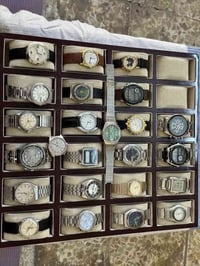 ساعات للبيع شلع  عدد ٢٤ ساعة  سويسري/ روسي / ياباني  توماتيك   تكويك ب...