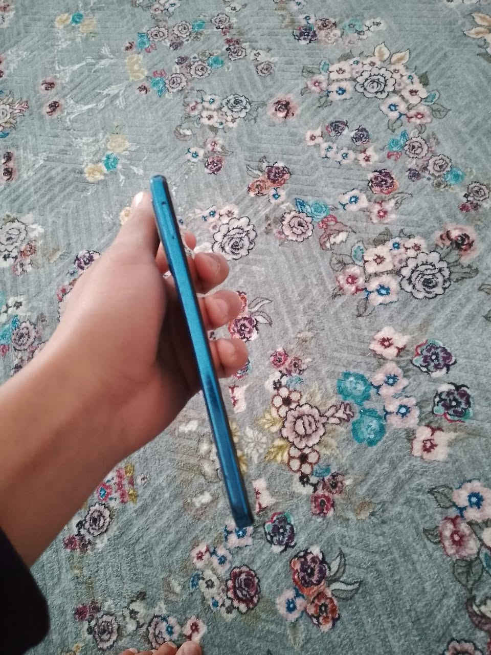 سلام عليكم جهاز بوكو m4 pro ذاكرة 256 داخلية 8 كامل شاشة ما مبدلة فقط شخط بالضهر كامرة امامية وخلفية  

السعر 80 بي مجال مكاني ديالى شهربان الاحمر   اتصل على الرقم ***********
