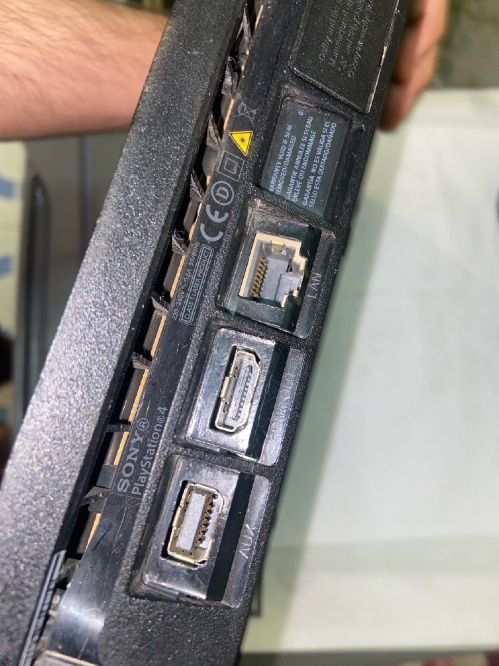 PS 4 Slim مهكر نضام ١٢.٥٢
1TB

جوستكات اثنين

يحتوي على ٤٣ لعبة!!

من ضمنها :

 GTA 5

RE2,3,4,8, revelations 2 

Tekken 7

GTA SA. VC

FC 26

Uncharted 4

DMC 5

Need for speed

The last of us 1

Watch dogs 2 (لعبة تشبه جي تي اي)

Spider man

Assassin creed mirage

COD modren warfare 2

It takes two

Mortal combat 11

Stray

Star wars jedi

PvZ

Hitman blood money

+ العاب بلي ١،٢ و العاب ثنائية

البلي ما مفتوح ولا مصلح ما يشكي من شي تاخذه و راسك بارد

🔥🔥السعر : 350 الف قابل للتفاوض🔥🔥

مكان بغداد

للتواصل : خاص او تلگرام v3_69