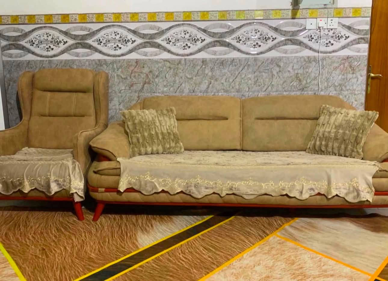 سرير قلاب ١٠ مقاعد الحله السياحي النخيله قرب بانزين خانه السياحي***********
