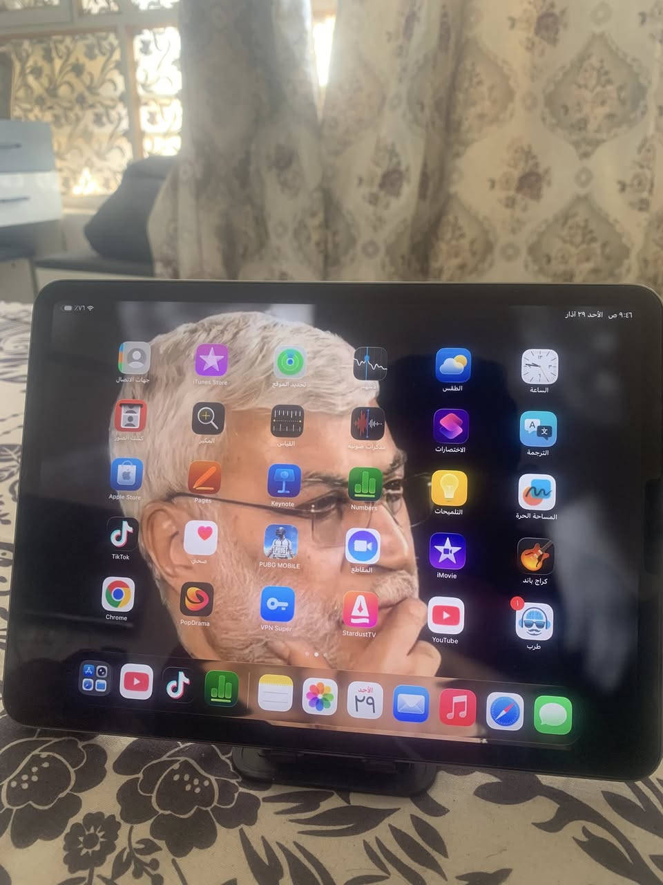 سلام عليكم شباب ايباد نضيف كلش م2 شخط مابي مسعمل شي قليل يريده خابرني ***********
