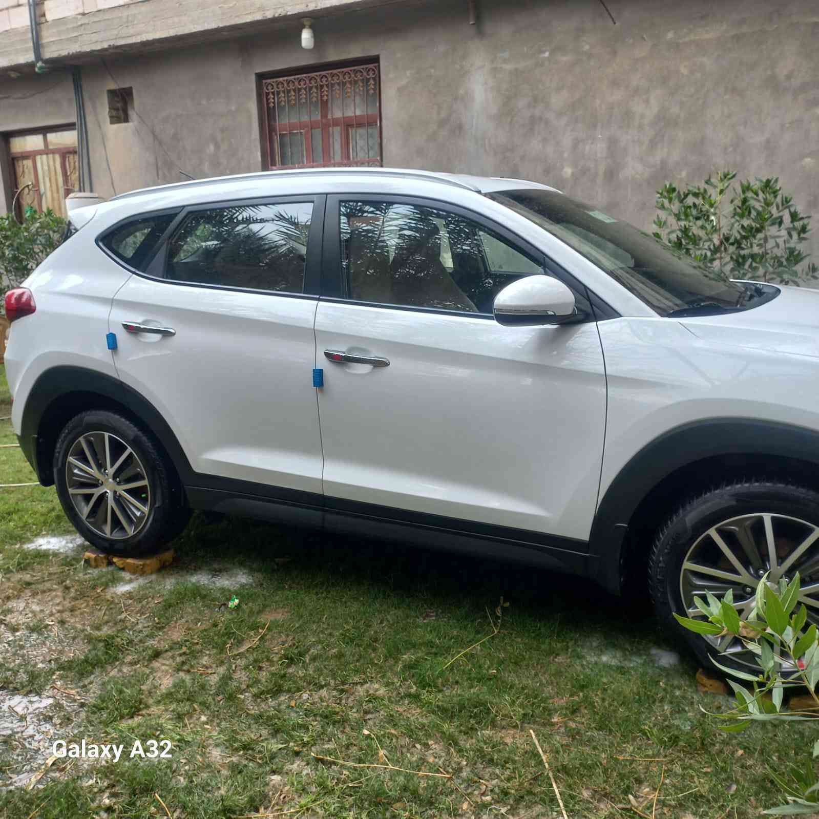 السلام عليكم توسان 2016خليجي كوري سايدبريك بالقدم مكفولة من تبديل وباردماعدا كارت قليل جدأ بالبنيداثرتكشير غسل جديدة جدأ رقم بغدادانكليزي الدولي الجديدبأسمي سنوية لغاية 2030 ماشية 133kmمحرك كيرعلى الشركة مامفتوح بي برغي شرط الفحص سبيرمانازل استخدام نظيف السعر168مكان بابل للاتصال ***********
