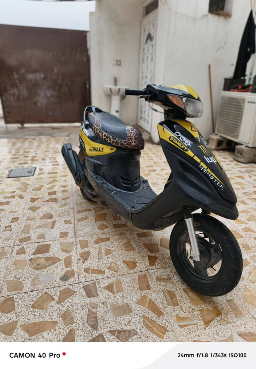 سلام عليكم.  دراجه ماكس  قجمه   البيع    مكان  ديالى  بعقوبه  التحرير.   300
50
 بيها مجال  ***********
بي وتساب
