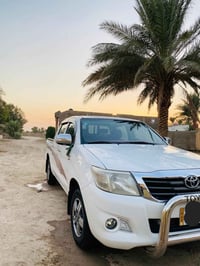 هايلوكس • ٢٠١٤ • رقم بغداد