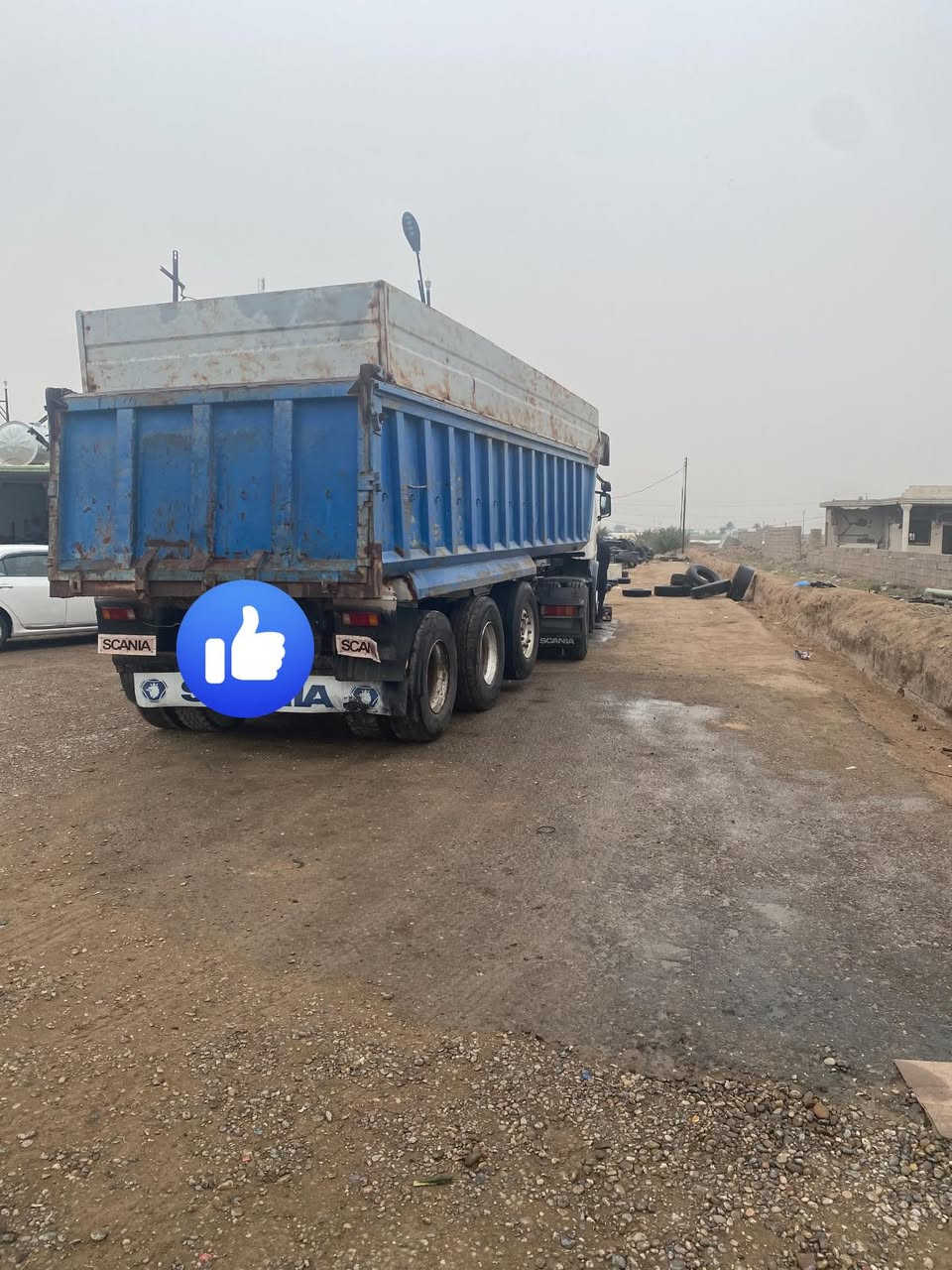 .
السلام عليكم 
سكانيه للبيع ٢٠٠٣
كير ومحرك شرط
كير ٣بـ٣
حجم المحرك ٤٢٠
رقم سليمانيه دولي
بأسمي 
تحويل مباشر
العربانه بدي نساف ألماني
٣ محاور 
٢ مزوج و١ دنكر سحال 
السياره احلى من الصور 
السعر ٢٤٠ وبيها مجال للشراي 
العنوان صلاح الدين 
رقم الهاتف ***********
