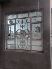 باب ٢ ١٫٢٥×٣م • شباك ٣ ٢×٢م