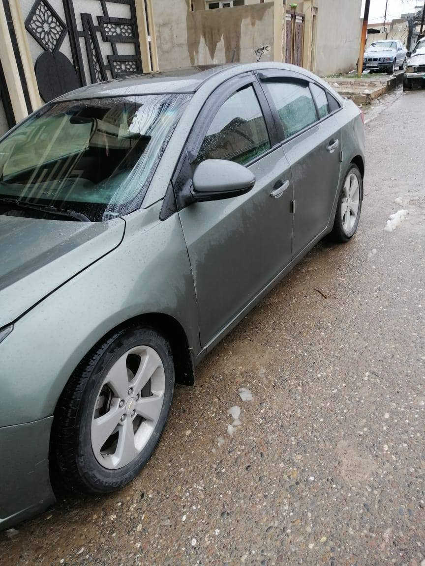 للبيع شوفرليت كروز خليجي
الموديل 2010
السعر ٥٩ وبيها مجال بسيط 
كير محرك شرط 
فول مواصفات 
سلايد روف 
تحكمات استيرن 
تبريد ثلج ❄️ 
طخم جديد تايرات جديد 
كهربائيات كلها شغاله 
بيها صبغ حزام جمالية 
هزة ورقم وسنوية جديد 
كابون بانزين ⛽ بيها
للاستفسار ***********
