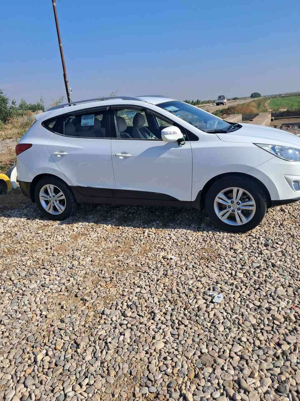 توسان 13مكفول لبيع التفاصيل على لانتصل رقم الهاتف ***********
