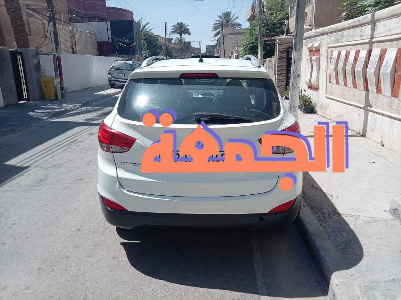 السلام عليكم من رخصت الادمن توكسان ٢٠١٠ خليجي شكل جديد سياره حلوه كامله ميحتاجله اي شي تبريد منضومه كامله جديده تخم تاير جديد سونار موجود موضح مكان سياره بغداد الغزالية شارع البداله رقم ***********او *********** سعره ١٣٠
