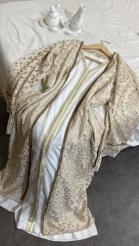 عروض مخازن الخليج باله شليف كويتي درجه اولى عبايه ودراعه  فساتين  مخاو...