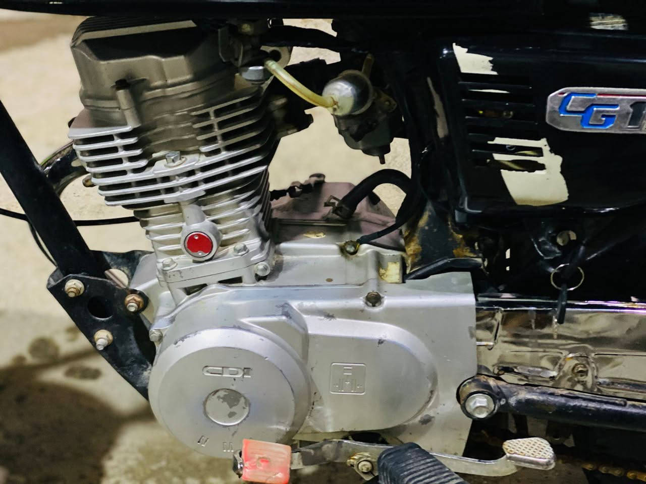 السلام عليكم دراجه للبيع نامه شلامجه اوراق اصولي تعمير دراجه خير من الله لا بخار ولادخان مابيه كل نقص اسوي وياك مكاتبه من كلشي من البوكه اكفله الك الاستفسار  عل هاذ الرقم بي واتساب (***********)
