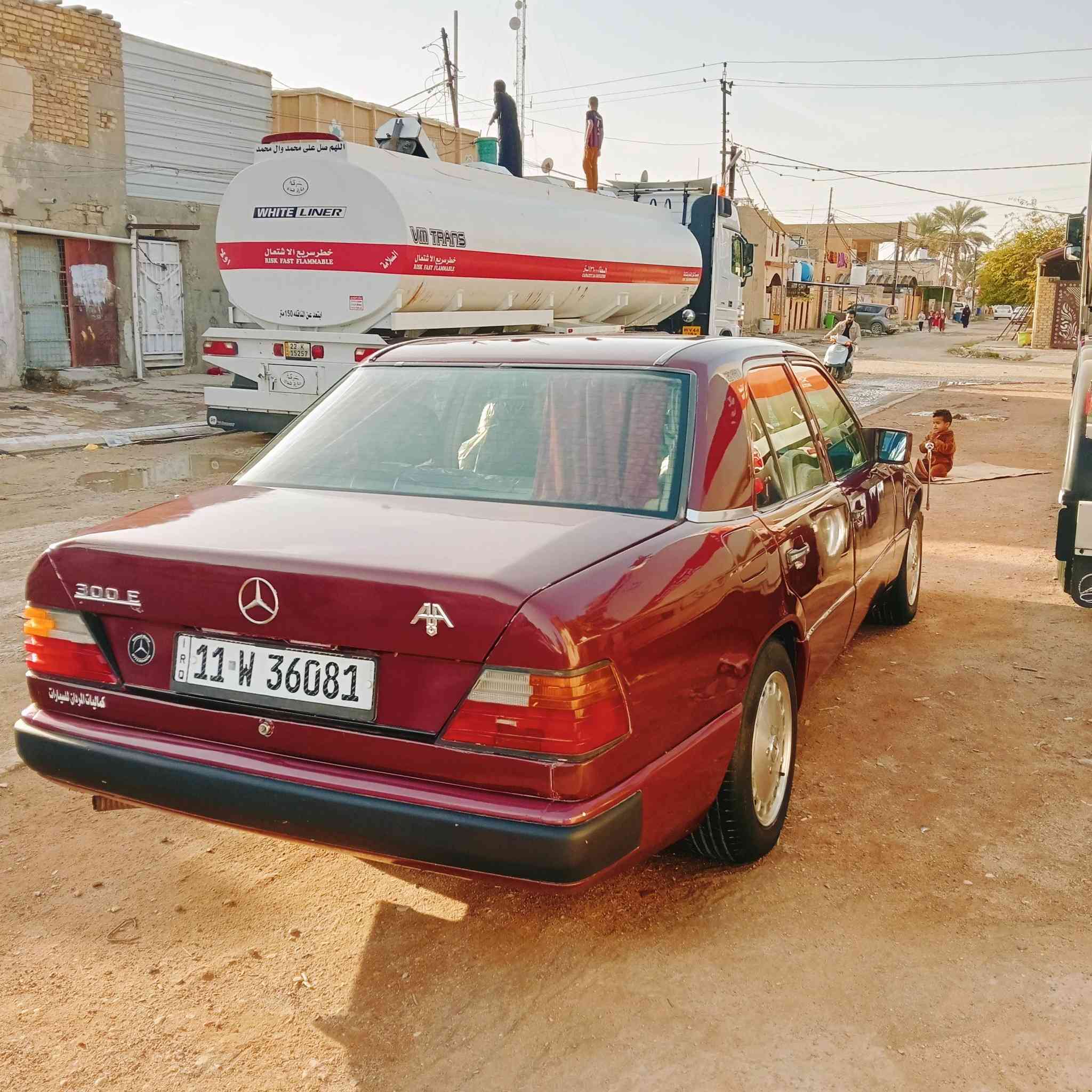 السلام عليكم
مارسدس دب موديل 87  مكينه بطه 2500 مصبوغه عام جماليه دواخل جدد قواعد سليمه رقم بغداد انكليزي سنويه لغايه 2029 سياره جاهزه ونضيفه كلش / السعر 60 $  وبيهه مجال العنوان واسط كوت ***********
