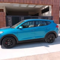 توسانة موديل 2018وارد أمريكي محرك 2000  ماشية 100حادثهة بنيد ودعامية م...