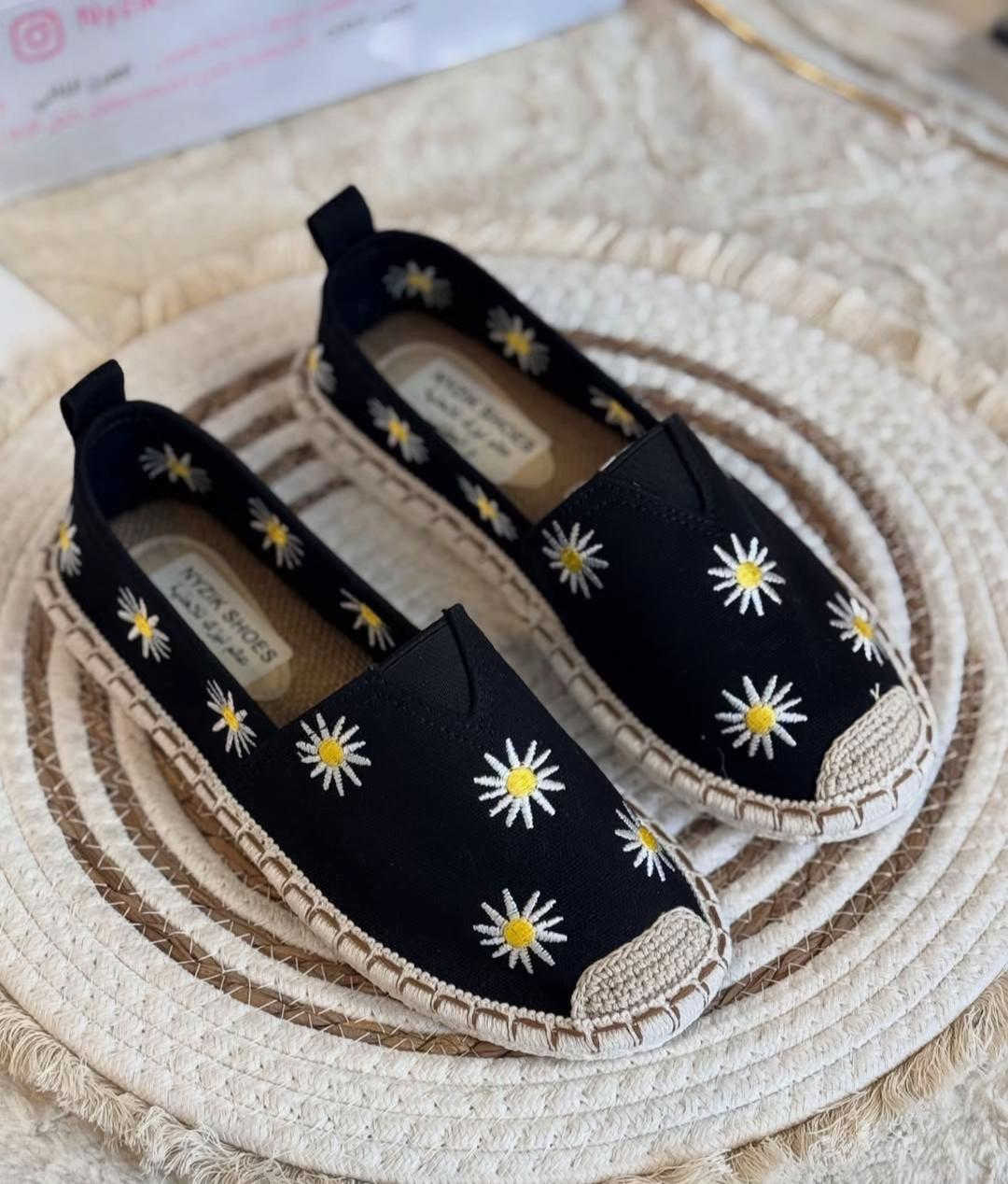 ⁨	ترند الشمس 💛🌼✨ شغل و كوالتي عالي  قاعدة مريحة باللبس  القياسات 37_38_39_40_41 📍الفرع الاول : العامرية شارع العسل مجاور مكتبة العسل 📍الفرع الثاني : العامرية شارع العسل مقابل مجمع اليزن 📍الفرع الثالث : الاعظمية شارع الضباط مقابل كص الآغا البغدادي⁩⁩⁩⁩


**إذا كنت صاحب هذا الإعلان وتريد حذفه لأي سبب، رجاءا أرسل رسالة إلى الدعم الفني**
