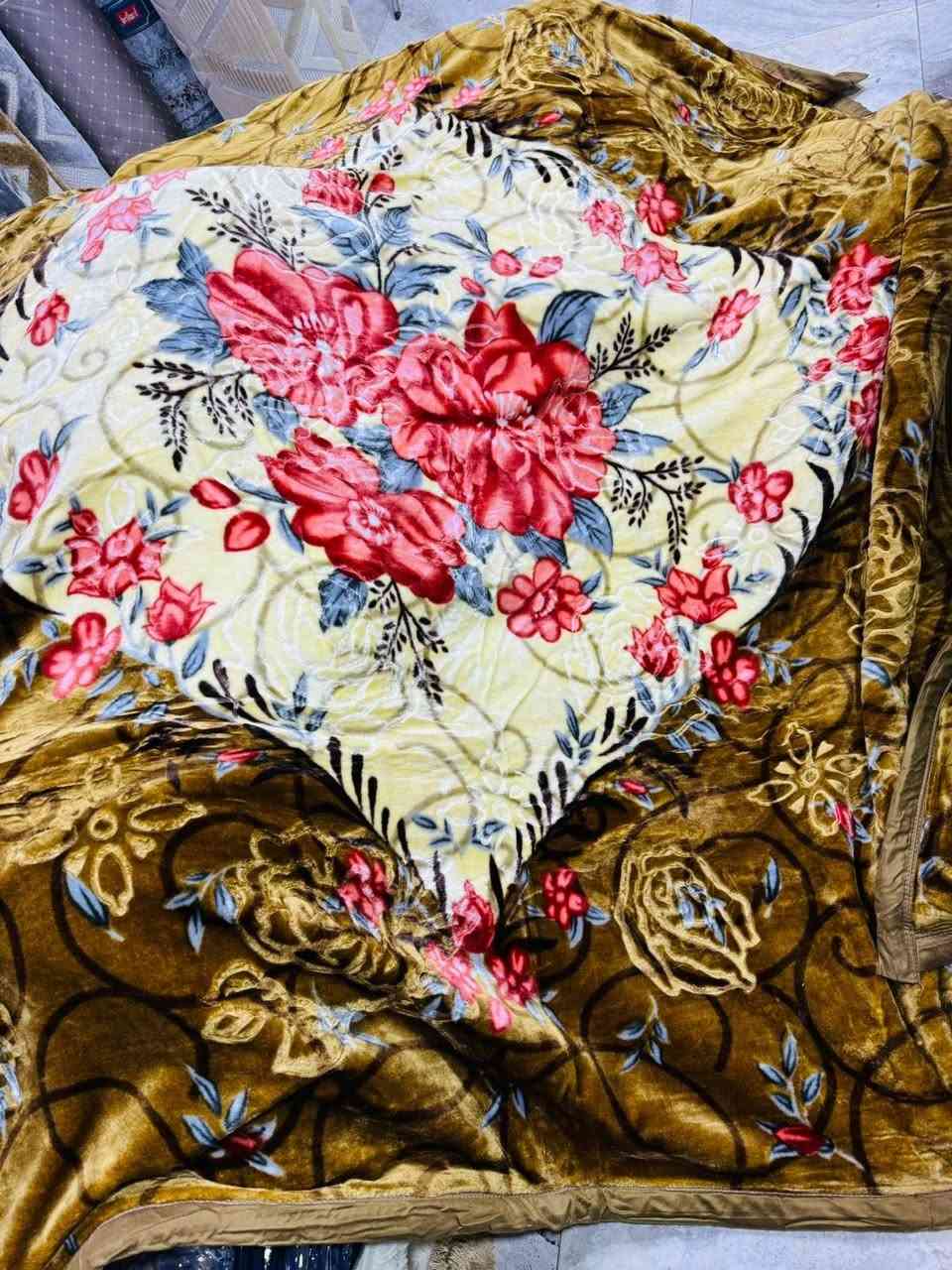 بداء عروض رأس السنة و وتخفيضات لفترة  إلى 
ما بعد بداء العام جديد 2026 ..🌲🎄

وصول بطانية نفرين حرير قسطور جديد والأن 
بطانية طبقتين حفر الظهر ساده سفيفة قيطان داير

قياس 200*220
وزن ٥ كغم
متوفره ب5 نقشات

متوفرة داخل مجمع العروبة للمفروشات
عنوان المجمع الديوانية العروبة الاولى شارع نزاهة القديم مجاور مطعم جود.

توصيل متوفر 
تواصل ***********
