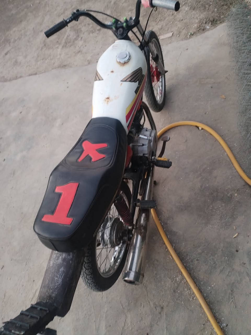 اربعه كيرر كلك كلك  للبيع او مراوس
شعندك نزل مكاني القاسم


**إذا كنت صاحب هذا الإعلان وتريد حذفه لأي سبب، رجاءا أرسل رسالة إلى الدعم الفني**