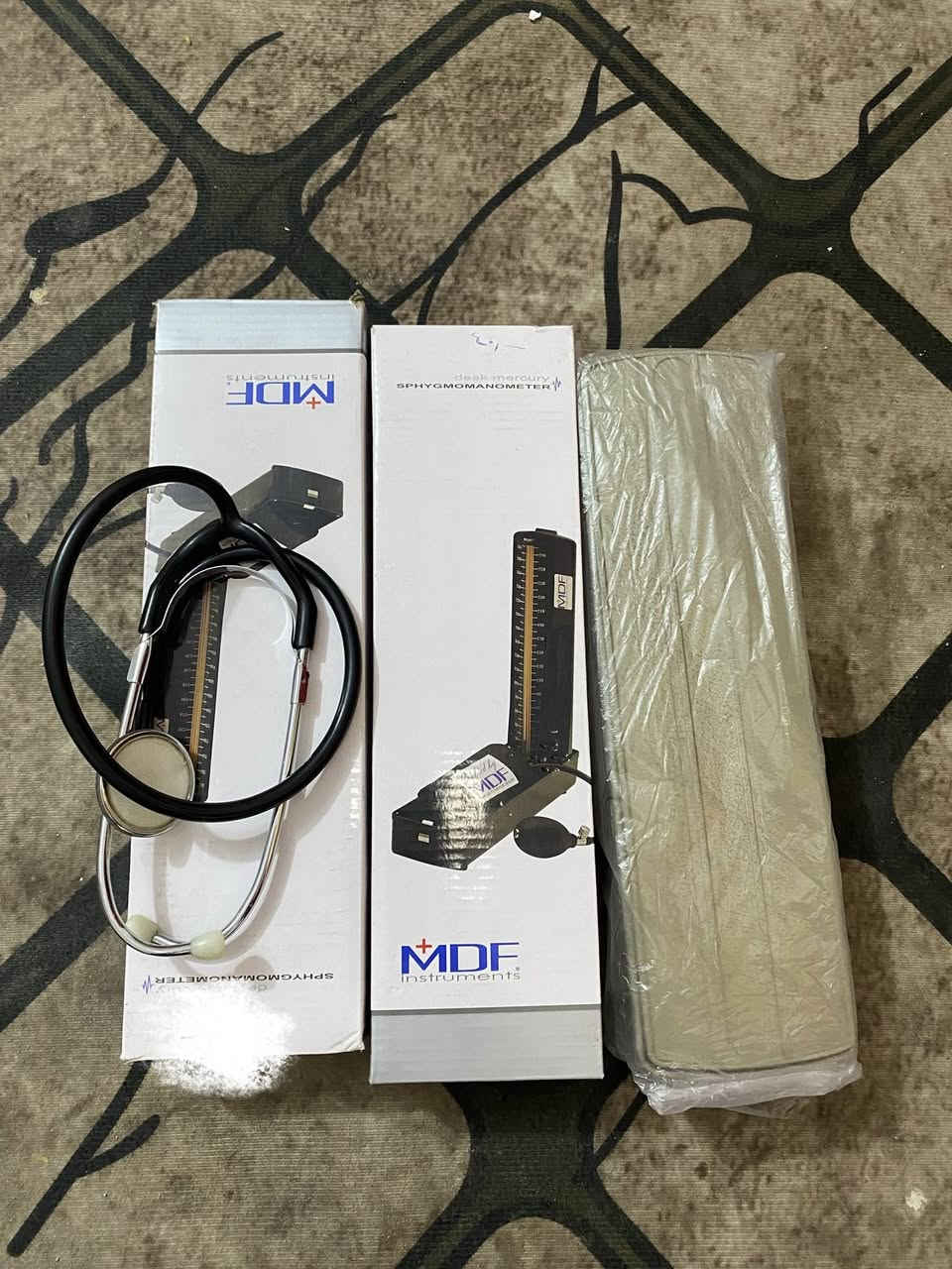 للبيع أجهزه قياس ضغط الدم غير مستخدمات نظافة 100/100 بغداد الكمالية


**إذا كنت صاحب هذا الإعلان وتريد حذفه لأي سبب، رجاءا أرسل رسالة إلى الدعم الفني**