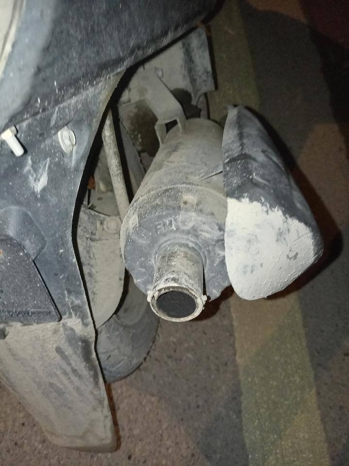 سلام عليكم ماكس للبيع درجه نضيفه مامفتوحه كفرات بلادي صلنصه FM الرقم ***********  السعر ٤٥٠ وبيه مجال
