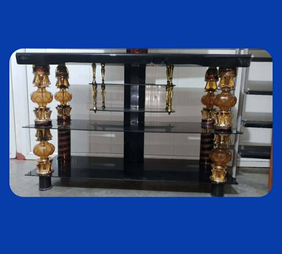 للبيع ميز مع تلفزيون
الميز اخو جديد تلفزيون بي نت ويوتيوب
السعر اتصال على الرقم :***********
