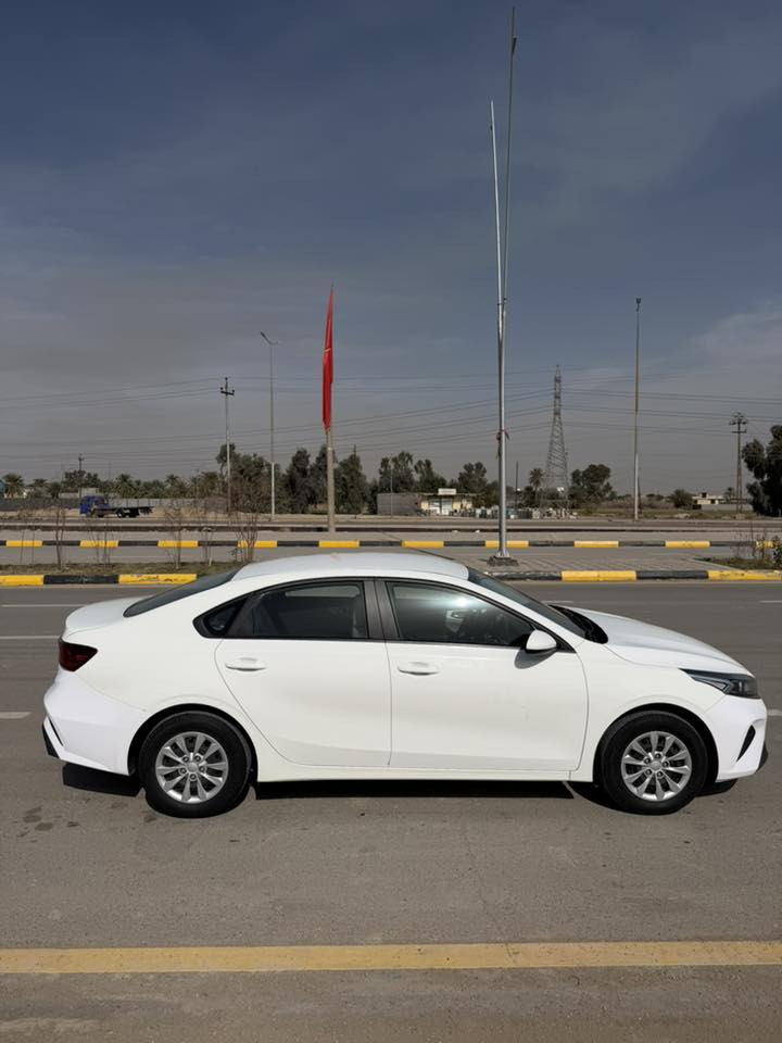 السلام عليكم 
للبيع سيراتو خليجي موديل 2024
ماشيه 43 الف
محرك 1600
داخل لونين
تبريد قطعتين
مثبت سرعة
بلوجكتر امامي
حساس خلفي

للاستفسار والاتصال على الرقم
***********

مكان السيارة واسط - قضاء العزيزية
