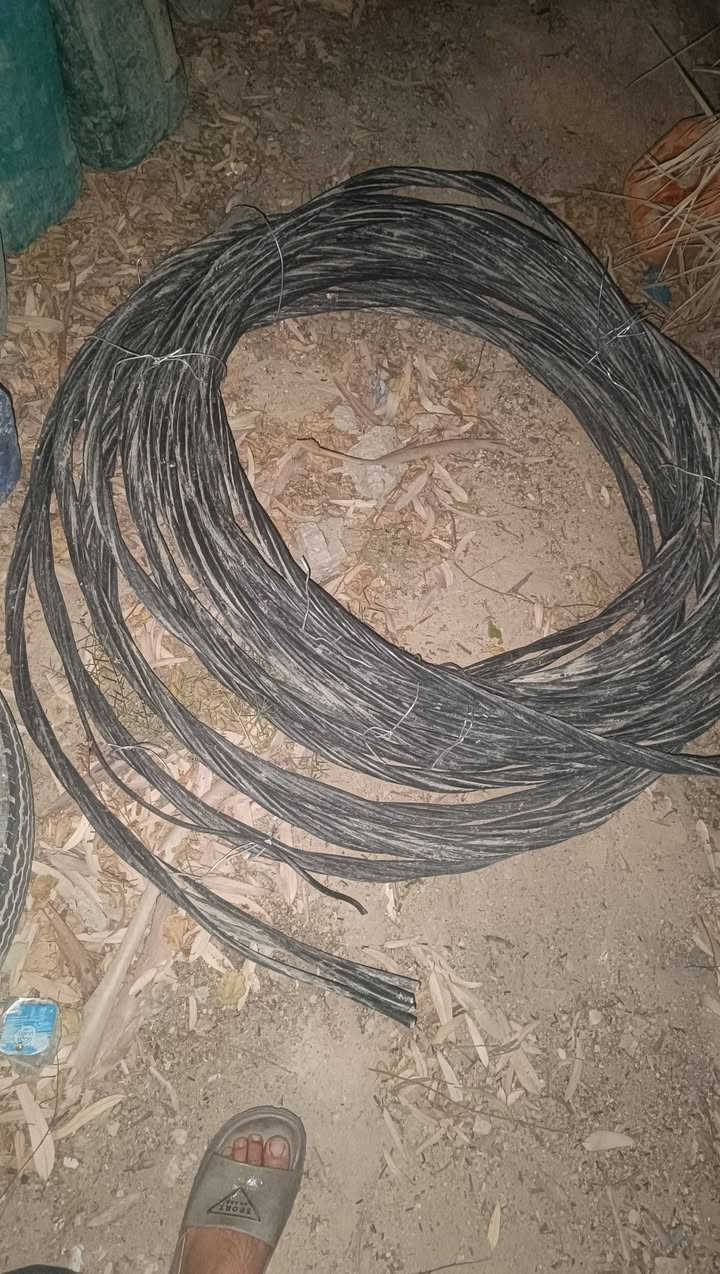 السلام عليكم ضفيره الاصليه الطول 50 الحجم 70 ×4 السعر التفاصيل راسلني او تدلل ضفيره حت زلغ ما بيه حلوه


**إذا كنت صاحب هذا الإعلان وتريد حذفه لأي سبب، رجاءا أرسل رسالة إلى الدعم الفني**