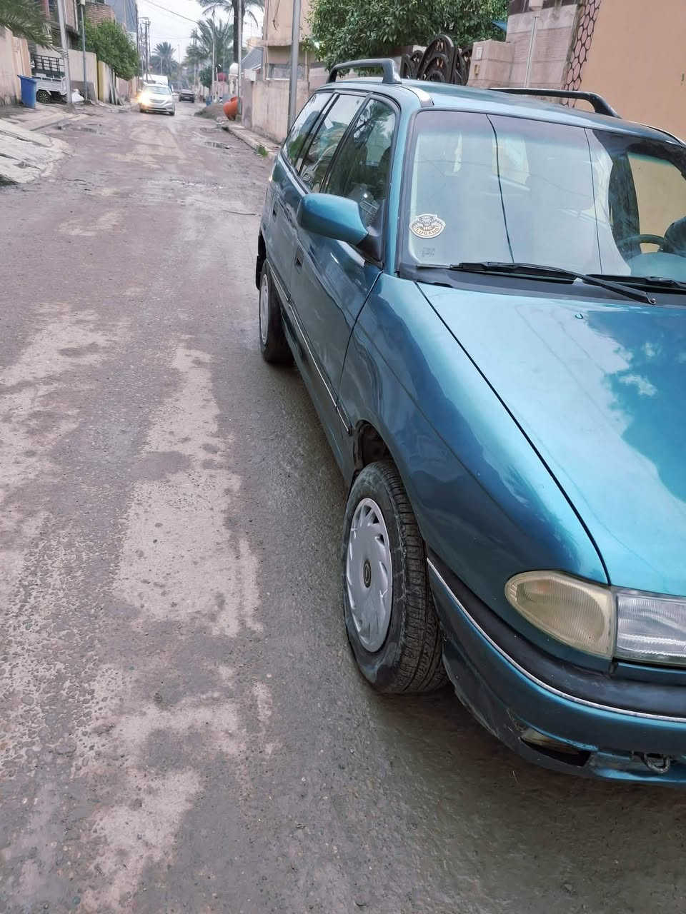 وبل استره ستيشن 1993 محرك حجم 16 كير حداديه تخم تاير السيارة رقم ديالى هزه جديده رقم جديد السعر 40 مكلف بل نشر هذا رقم صاحب السيارة *********** ديالى بعقوبة
