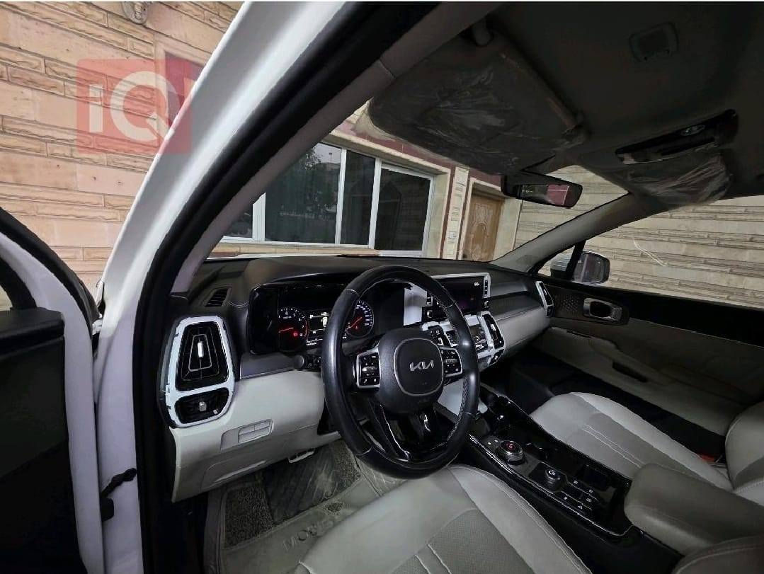 السلام عليكم❤️
سورنتو للبيع موديل 2022
خليجي❤️
6سلندر ❤️
السيارة نضيفه بمعنى الكلمه مابيها اي ضربه 
السيارة كير ماوس
 كشنات جلد
 بانوراما
 كراسي كهرباء 
صندوك كهرباء
السيارة لونها صدفي مميز
رقم السيارة شبة مميز
السيارة بعدها بلزكات الشركه 
السعر 295 ورقه قفل 
التواصل واتساب فقط
***********
