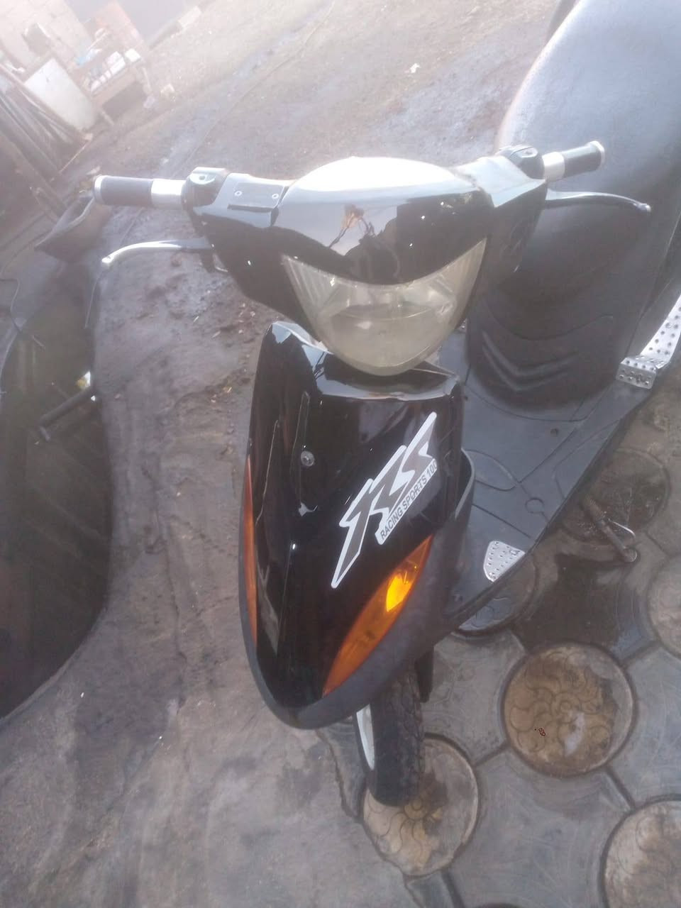 سلام عليكم ماكس لبيع درجه نضيفه معدل فلول كلهة شغله ما بيهة اي نقص سعر 500 مكاني الشعب  رقم تلفون ***********
